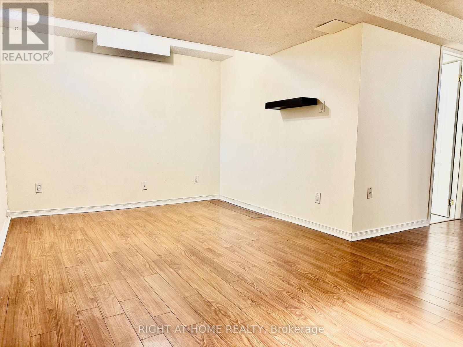 2110 Glenhampton Road, Oakville, Ontario  L6M 3X1 - Photo 23 - W12167849