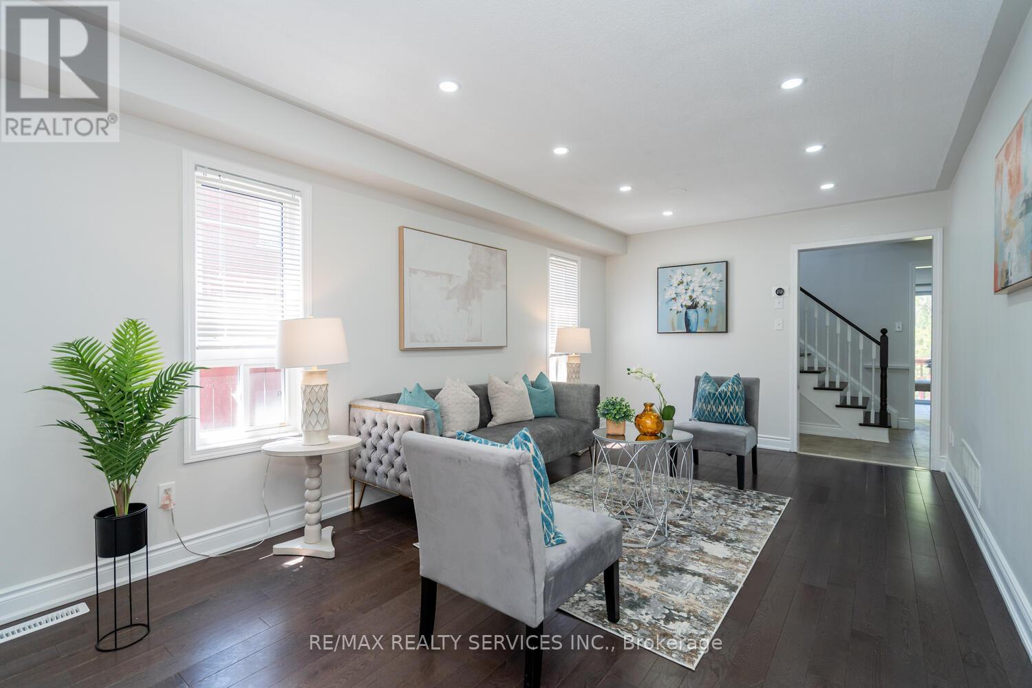 85 Williamson Drive, Brampton, Ontario  L7A 3R6 - Photo 6 - W12167309