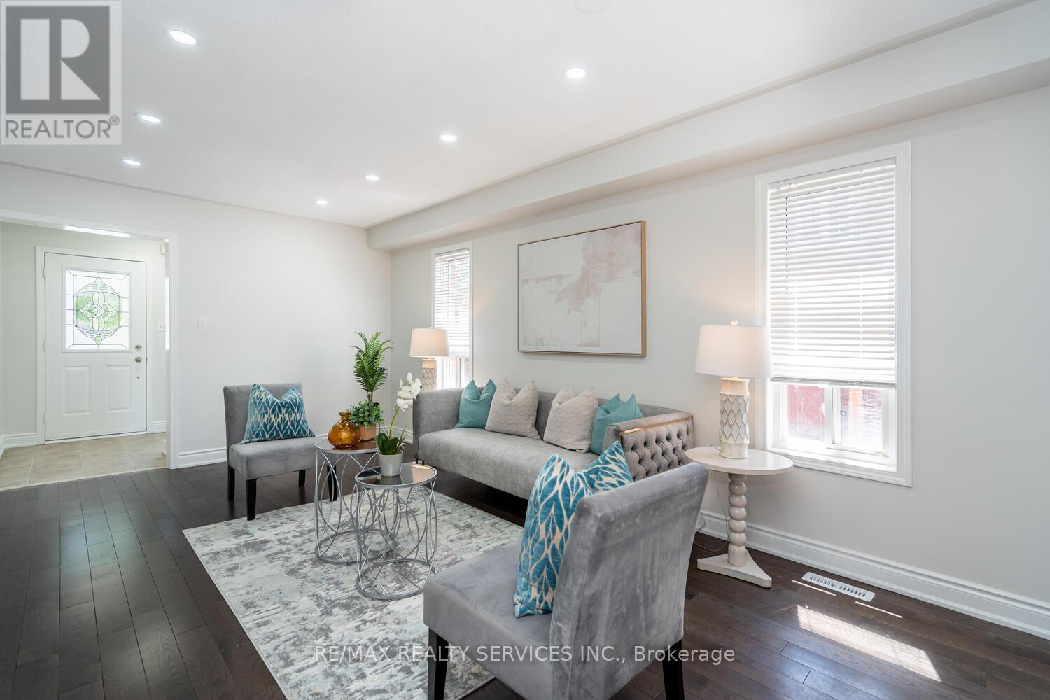 85 Williamson Drive, Brampton, Ontario  L7A 3R6 - Photo 8 - W12167309