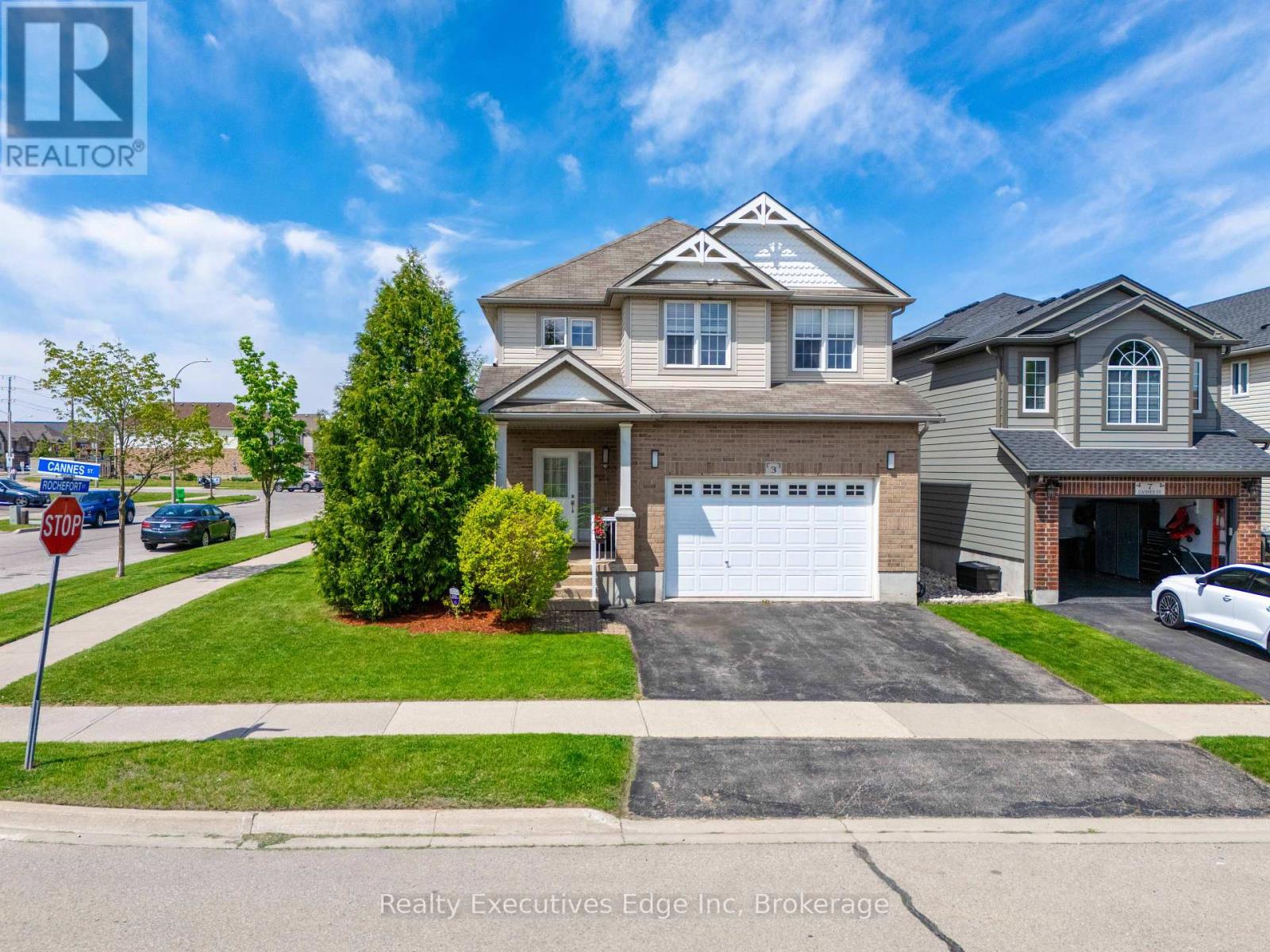 3 CANNES STREET, Kitchener, Ontario