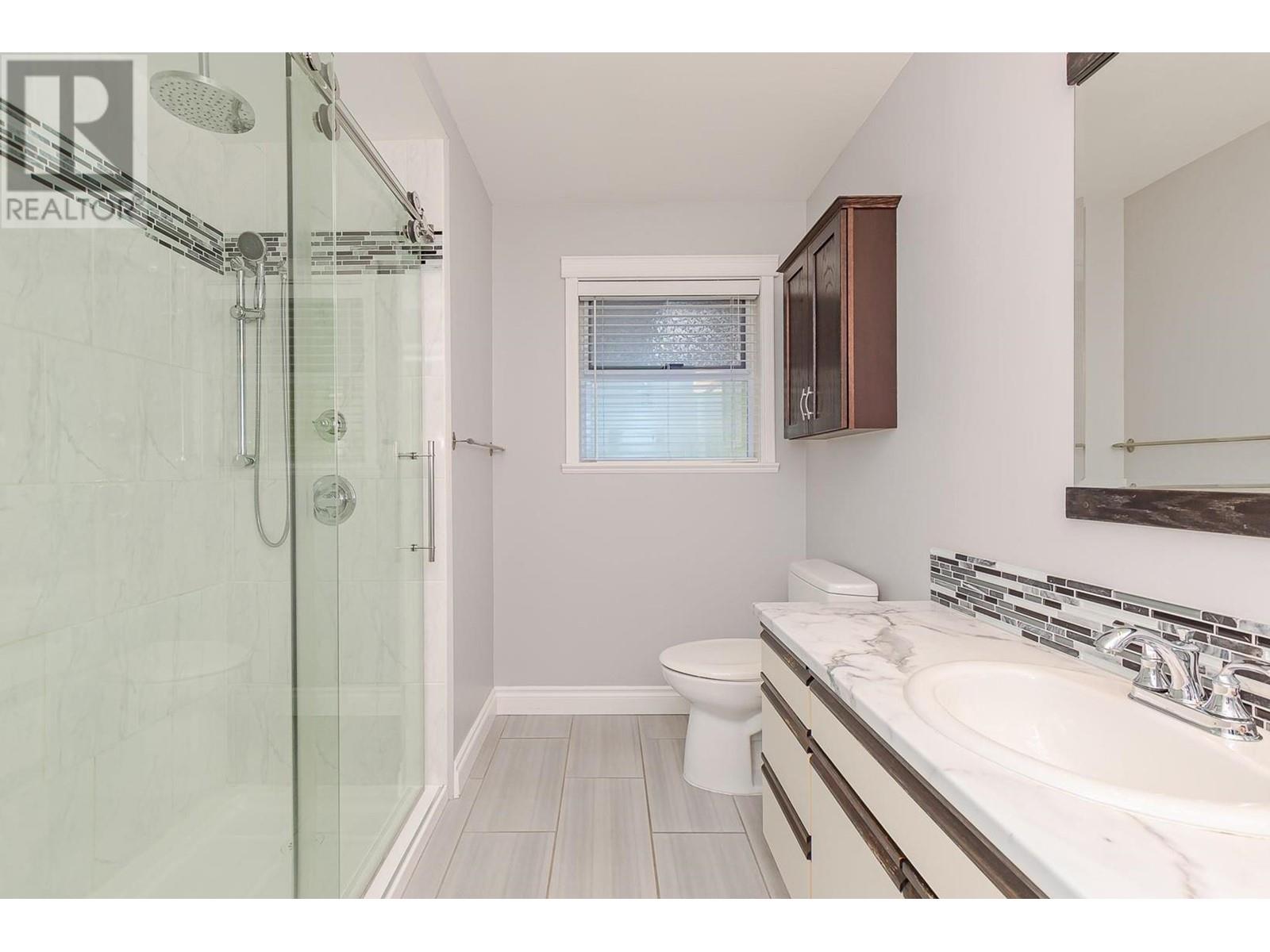 2332 Mnt Tuam Crescent, Sorrento, BC V0E2W2