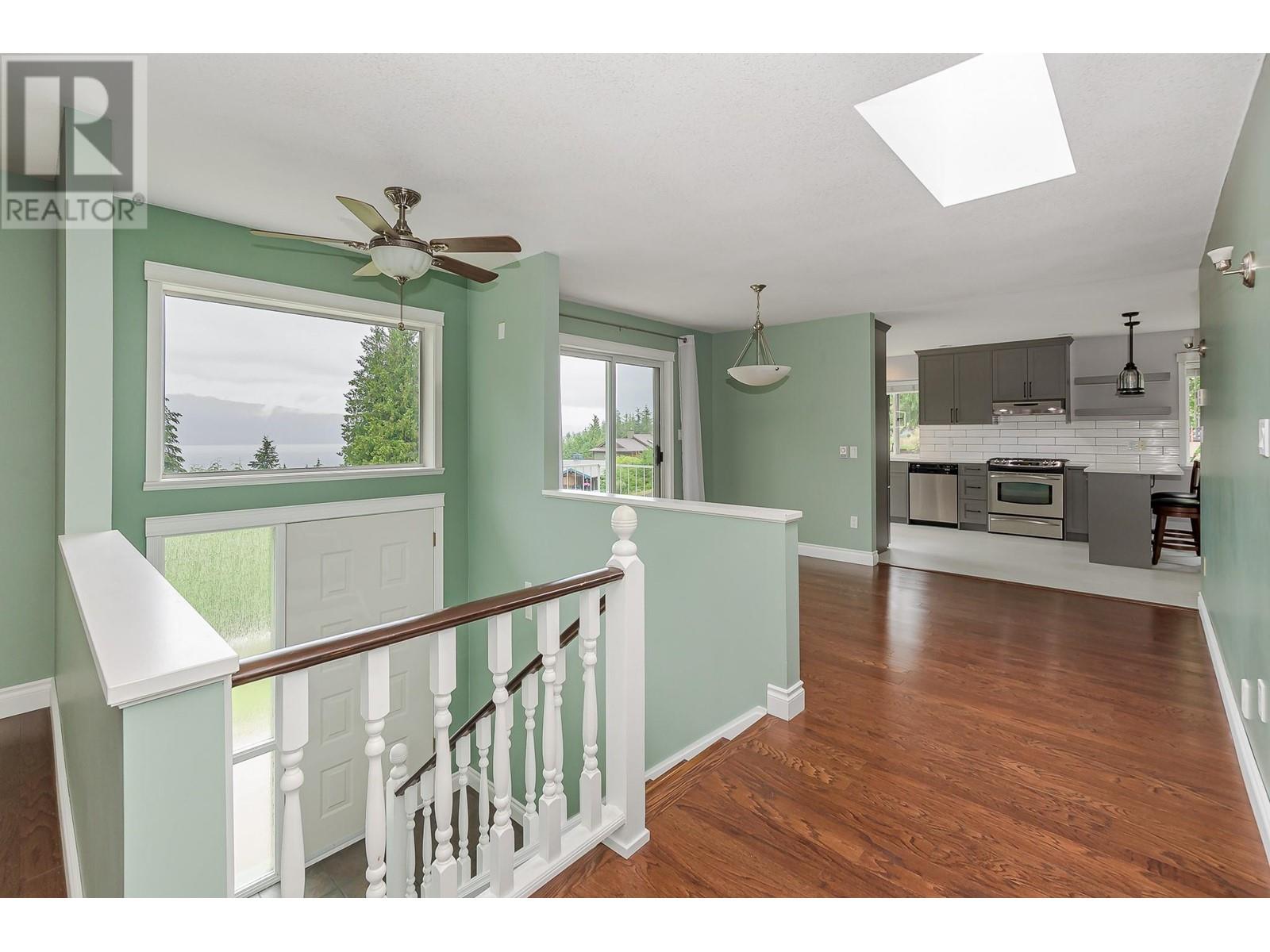 2332 Mnt Tuam Crescent, Sorrento, BC V0E2W2