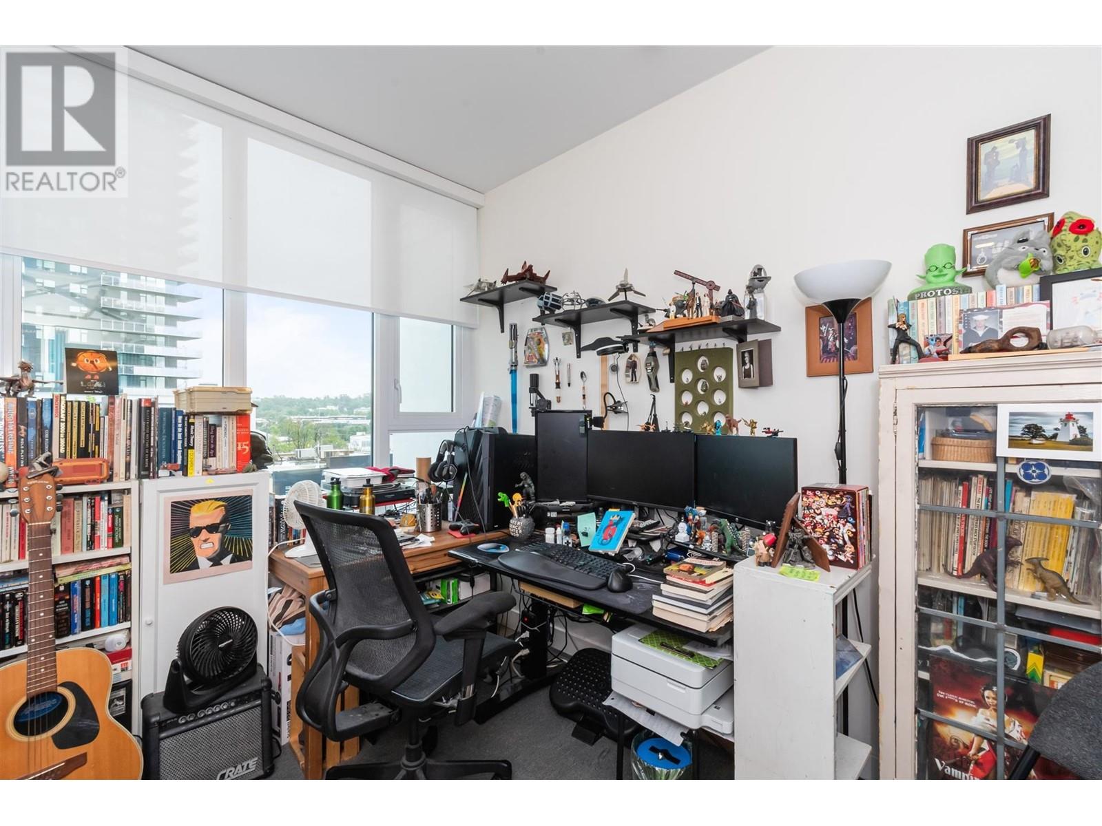 205 4465 Juneau Street, Burnaby, British Columbia  V5C 0L8 - Photo 11 - R3004336