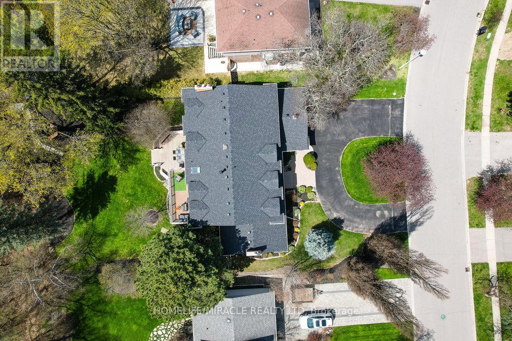 Property at 17 RIDGEHILL DRIVE image 3