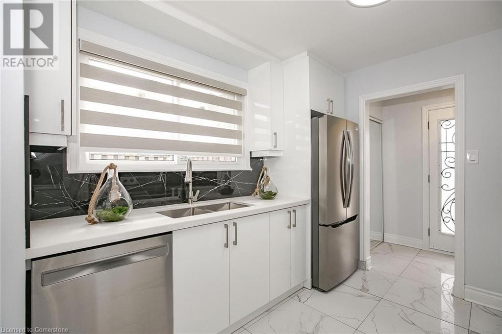 35 Deeside Crescent, Brampton, Ontario  L6T 3L8 - Photo 11 - 40732821