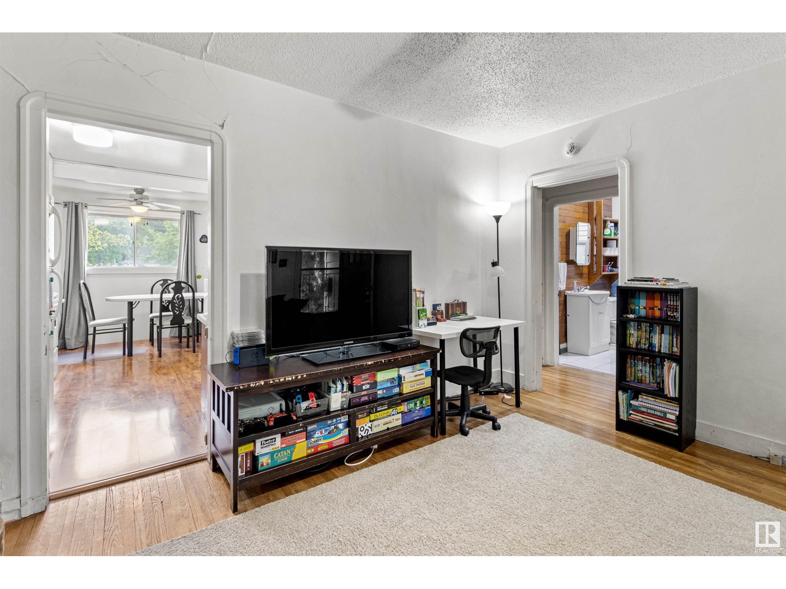 Property at 11422 83 ST NW image 5
