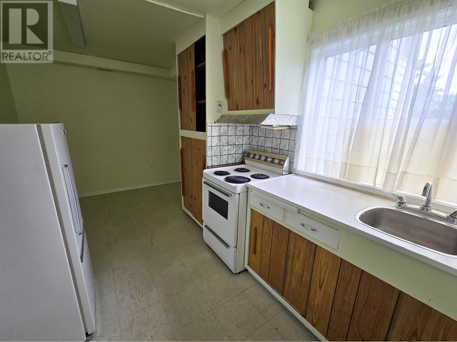 99 Mallard Street, Kitimat, British Columbia  V8C 1N2 - Photo 9 - R3006247