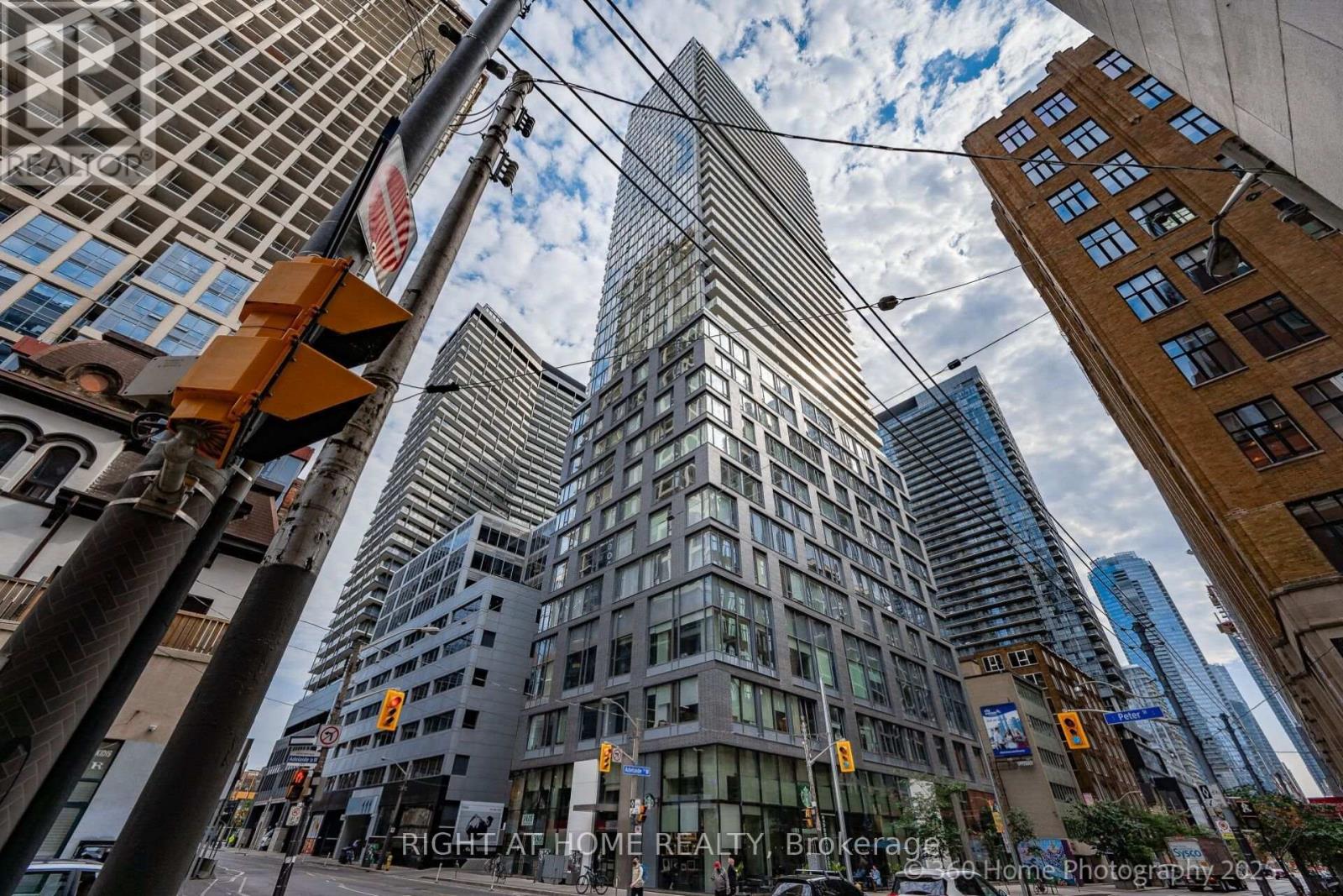 3711 - 101 PETER STREET, Toronto, Ontario