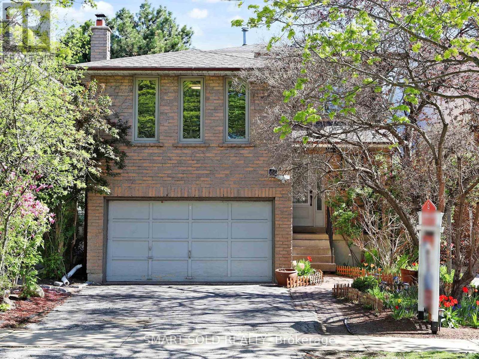168 Stephen Street, Richmond Hill, Ontario  L4C 5R1 - Photo 2 - N12167891