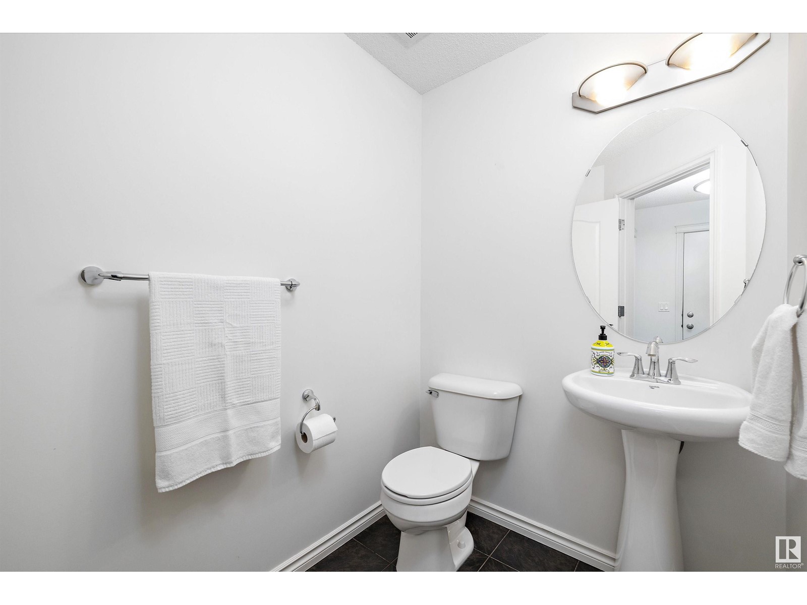 17115 7a Av Sw, Edmonton, Alberta  T6W 0M5 - Photo 20 - E4437973