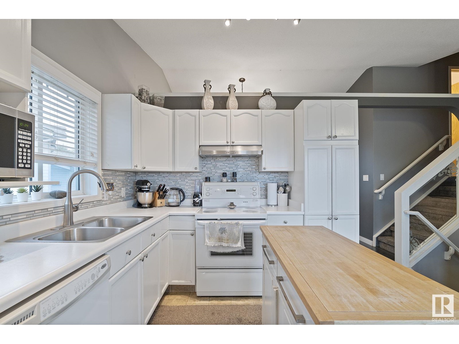 11306 173 Av Nw Nw, Edmonton, Alberta  T5X 5Y4 - Photo 12 - E4438025