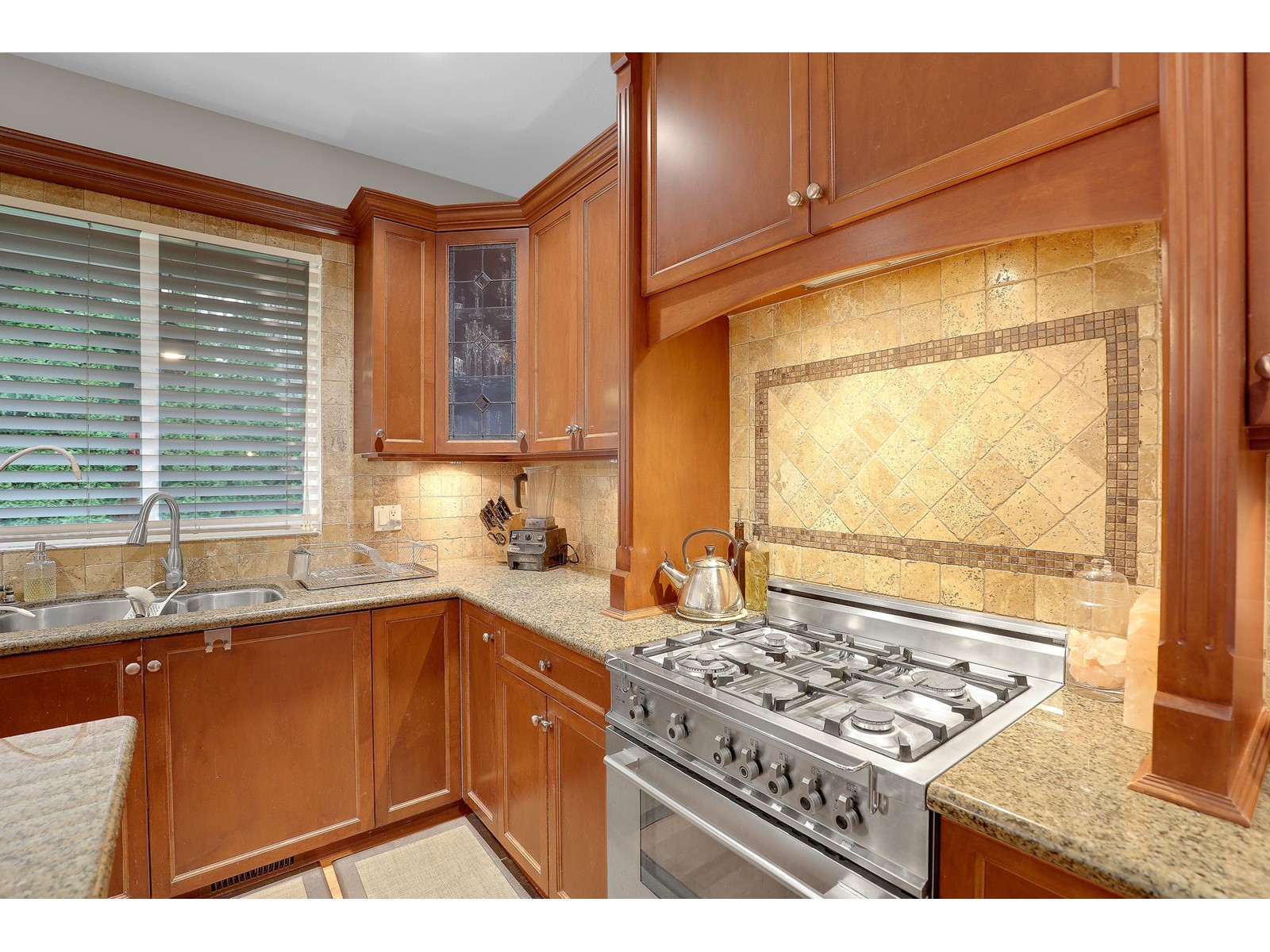 5884 164a Street, Surrey, British Columbia  V3S 1J9 - Photo 6 - R3006205