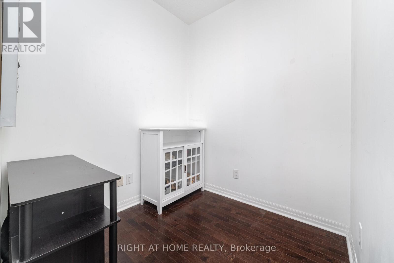 2308 - 225 Webb Drive, Mississauga, Ontario  L5B 4P2 - Photo 23 - W12167885