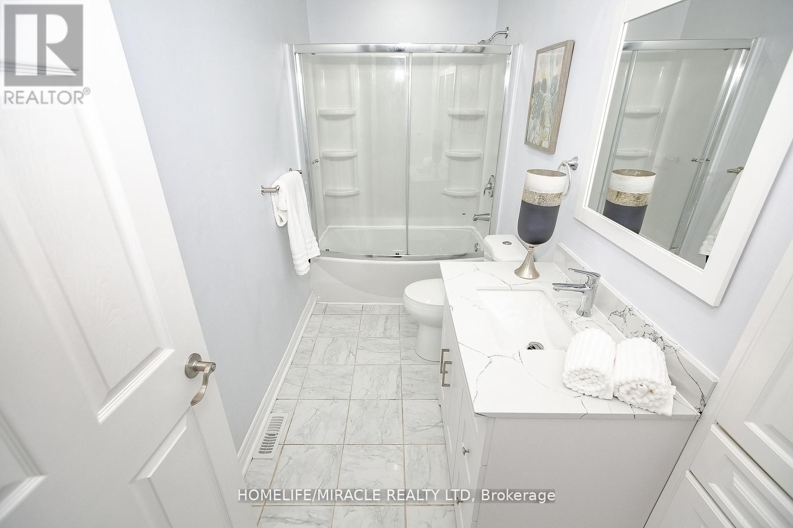 35 Deeside Crescent, Brampton, Ontario  L6T 3L8 - Photo 24 - W12167900