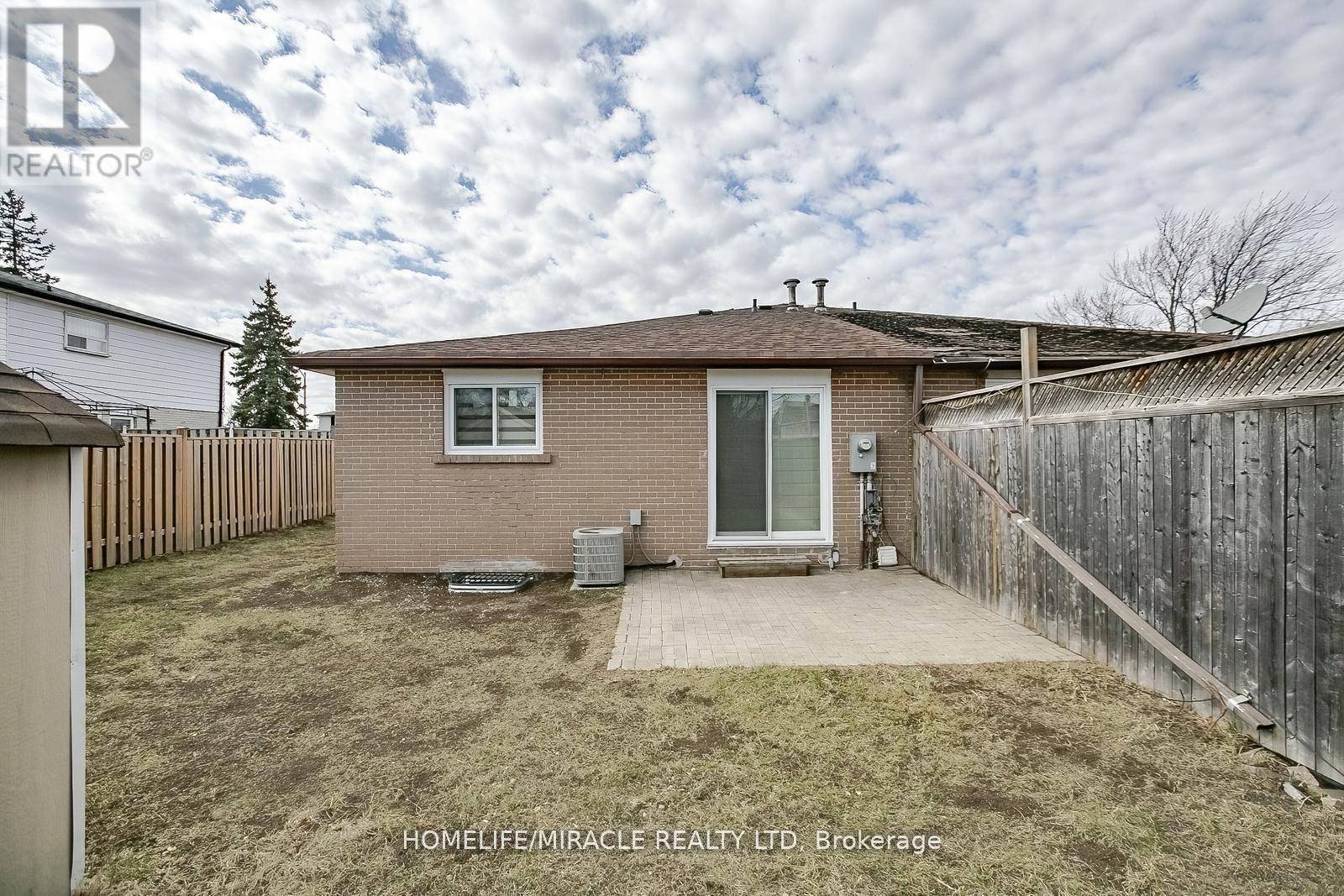 35 Deeside Crescent, Brampton, Ontario  L6T 3L8 - Photo 42 - W12167900
