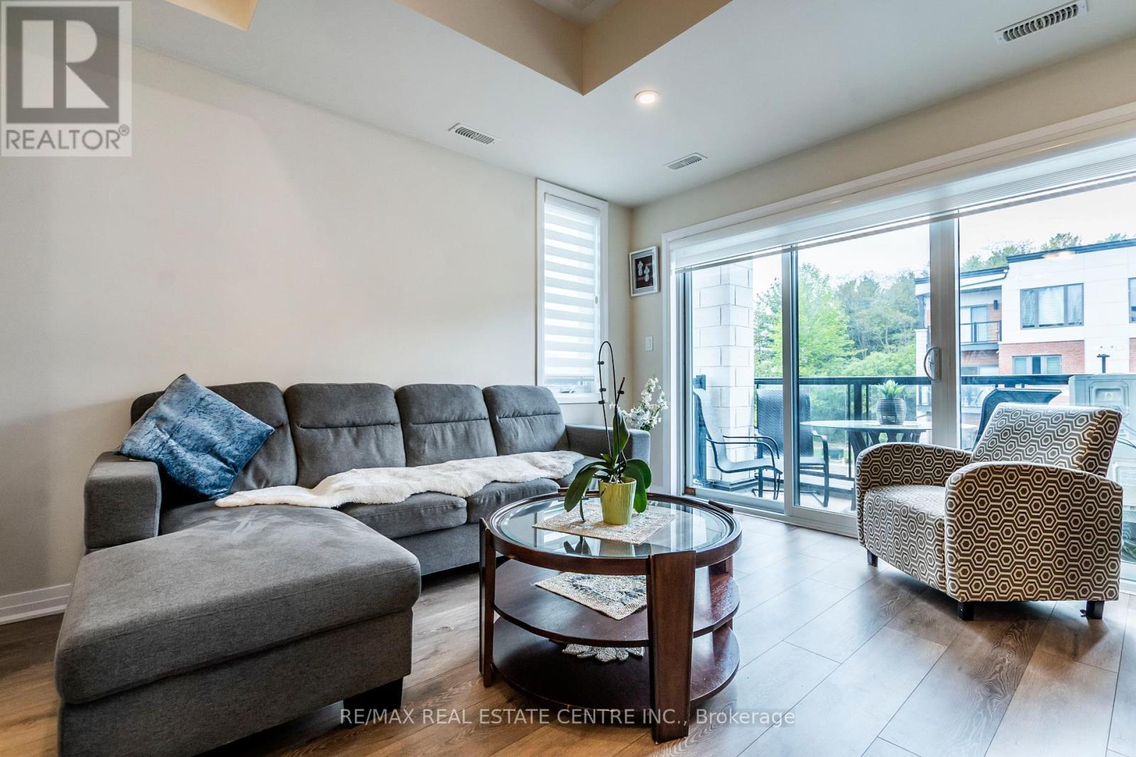 95 - 25 Isherwood Avenue, Cambridge, Ontario  N1R 1B6 - Photo 10 - X12167886