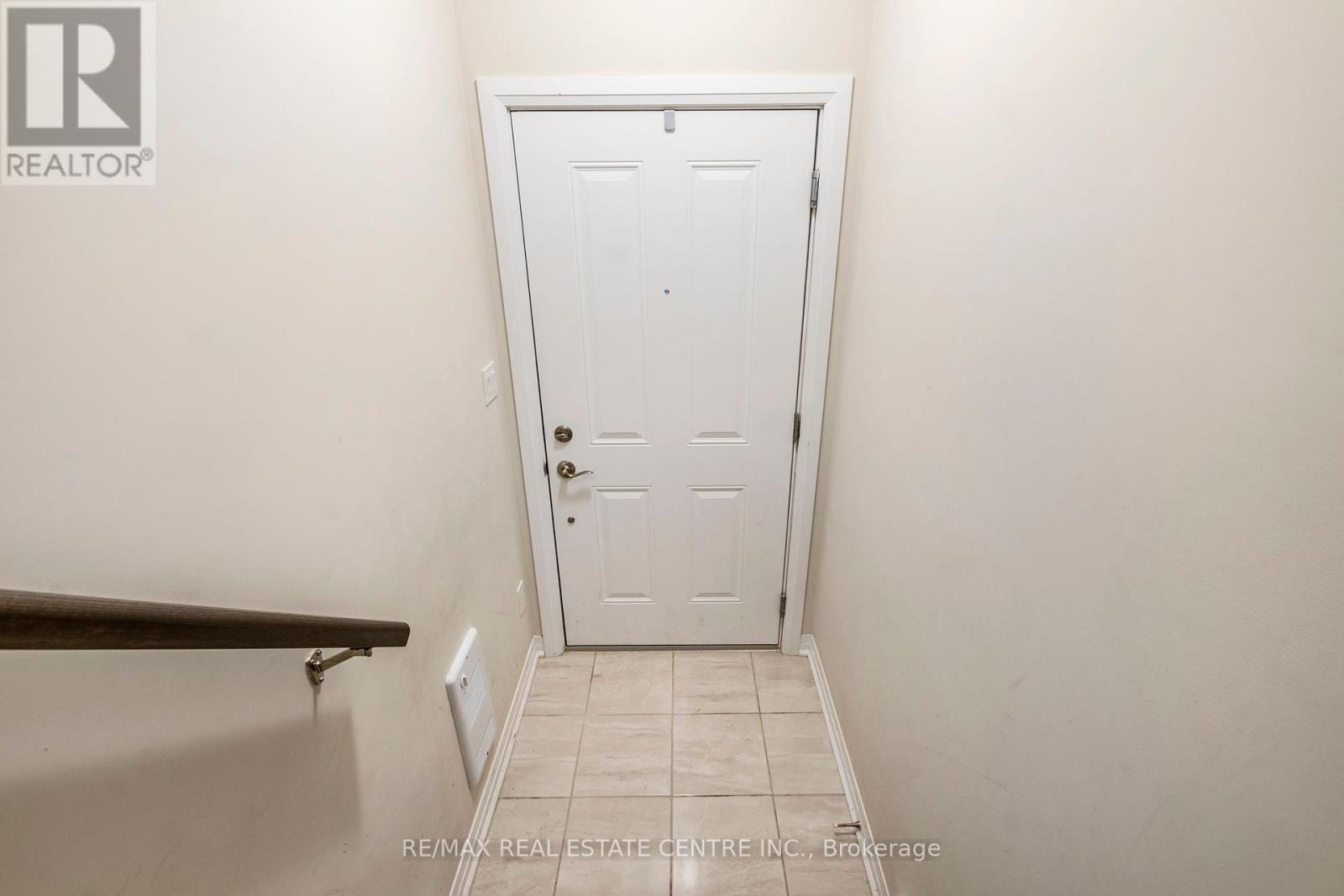 95 - 25 Isherwood Avenue, Cambridge, Ontario  N1R 1B6 - Photo 6 - X12167886