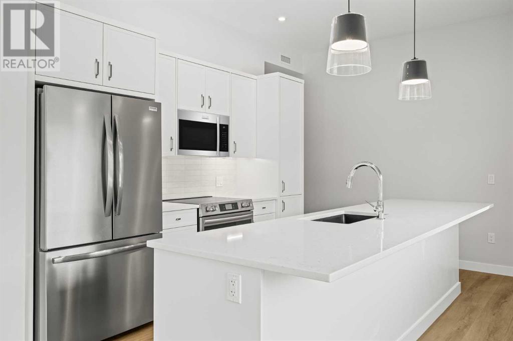 101l, 209 Stewart Creek Rise, Canmore, Alberta  T1W 0N9 - Photo 3 - A2212899