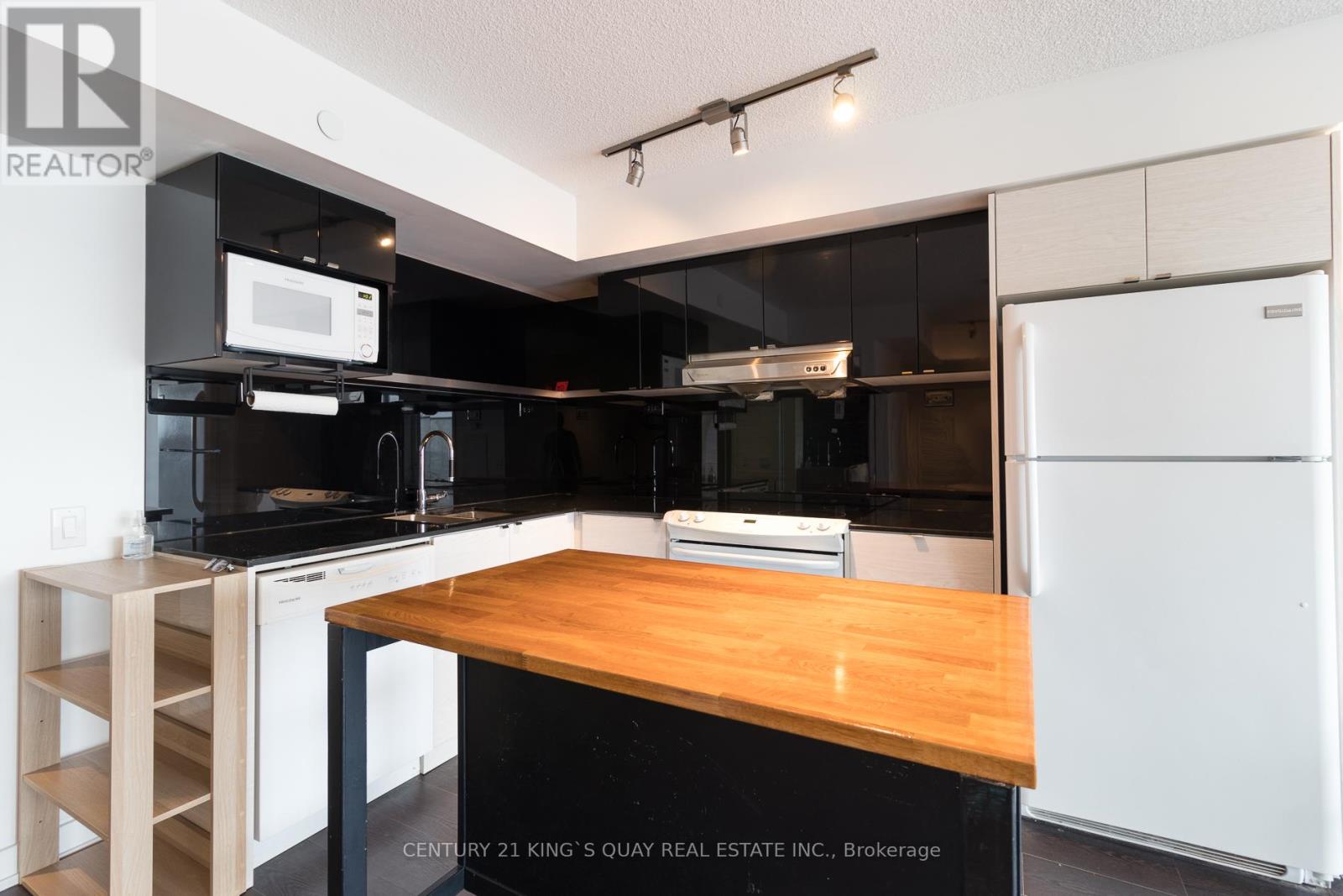1609 - 72 Esther Shiner Boulevard, Toronto, Ontario  M2K 0C4 - Photo 9 - C12167927