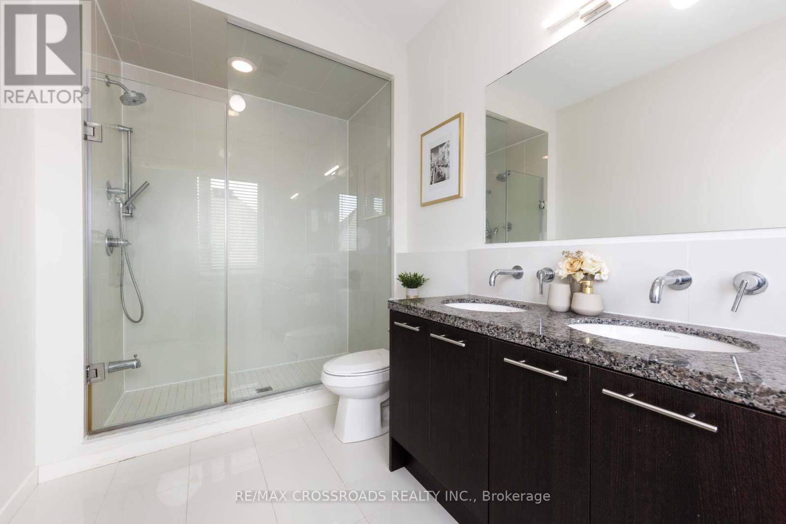 114 Genuine Lane, Richmond Hill, Ontario  L4B 0E5 - Photo 24 - N12167932