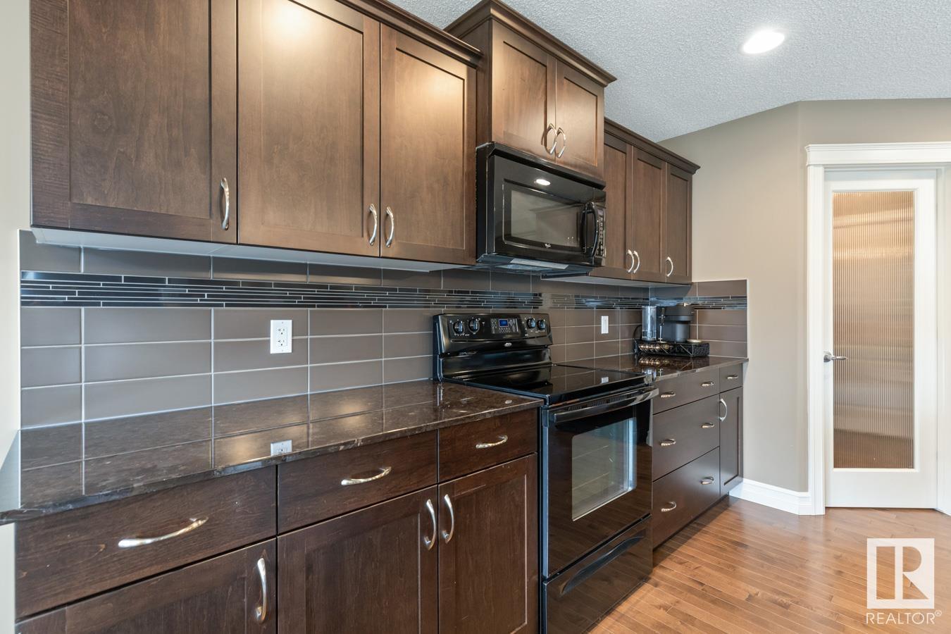 12416 171 Av Nw, Edmonton, Alberta  T5X 0E4 - Photo 11 - E4438032