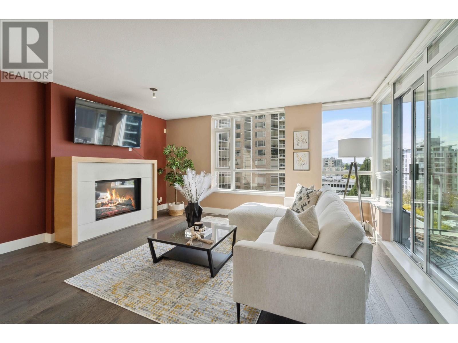 704 1530 W 8TH AVENUE, Vancouver, British Columbia