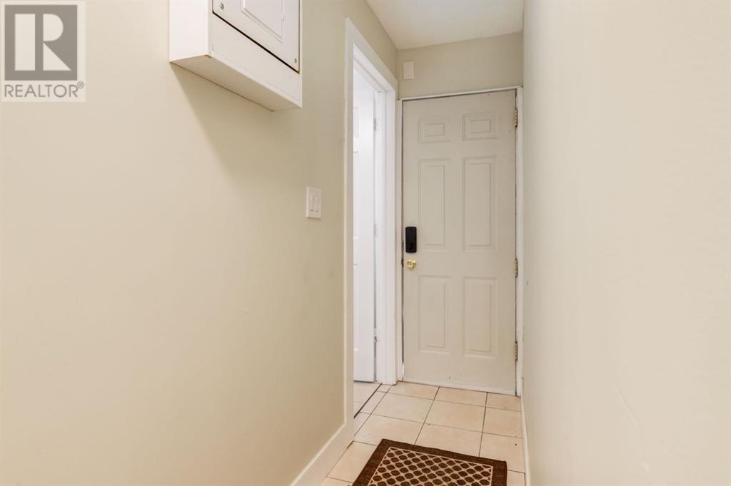 Property at 522 21 Avenue SW image 4