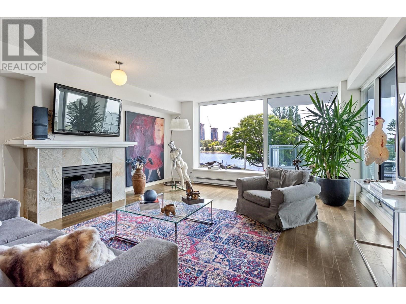 3b 1403 Beach Avenue, Vancouver, British Columbia  V6G 1Y3 - Photo 4 - R3006229