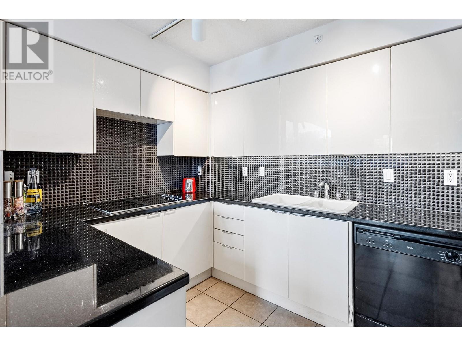 3b 1403 Beach Avenue, Vancouver, British Columbia  V6G 1Y3 - Photo 8 - R3006229