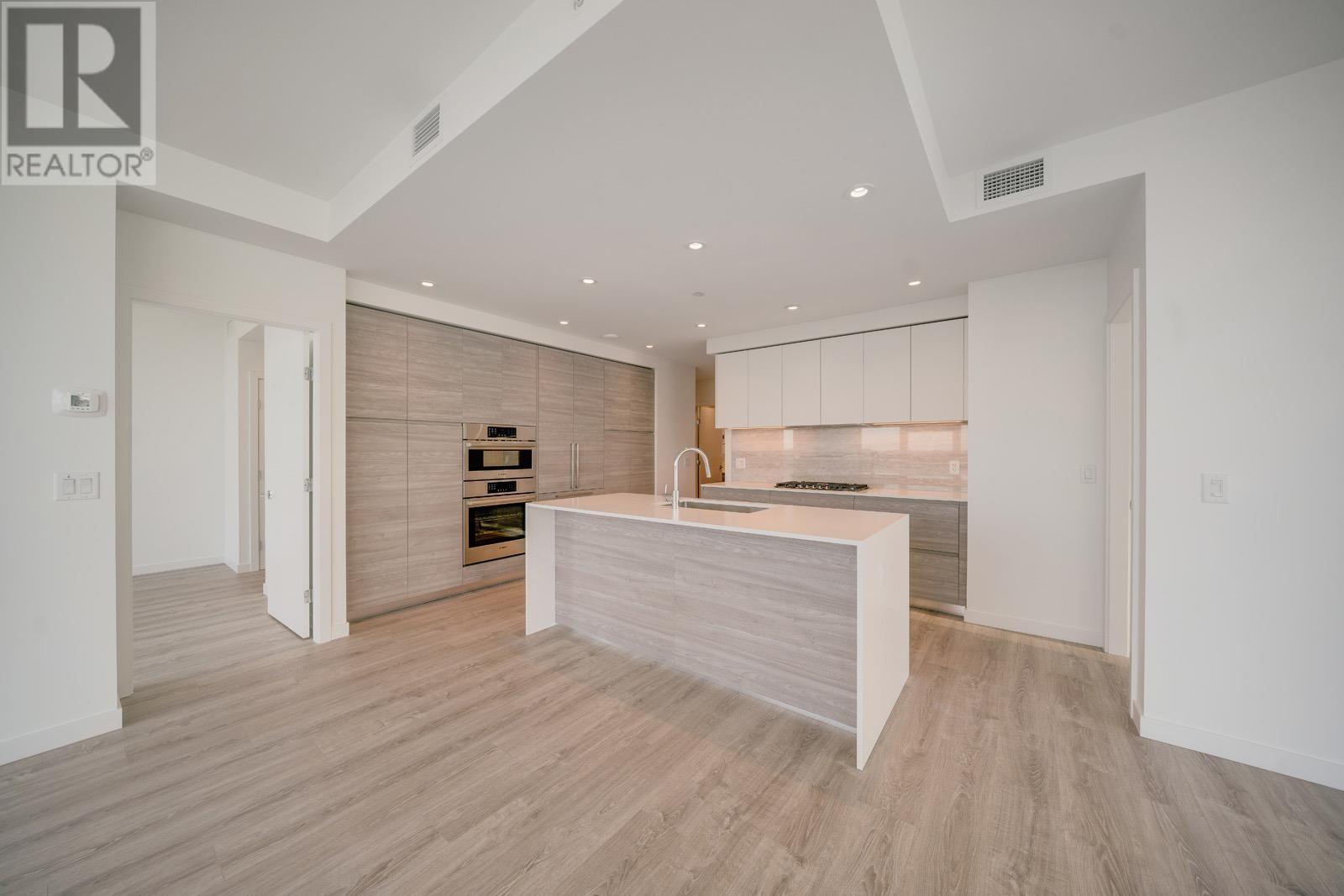 2807 680 Quayside Drive, New Westminster, British Columbia  V3M 0P2 - Photo 12 - R2954045