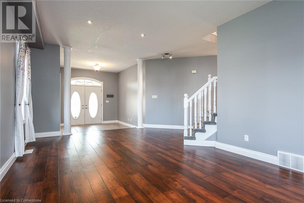 35 Yarrow Court, Kitchener, Ontario  N2E 4C4 - Photo 7 - 40721559