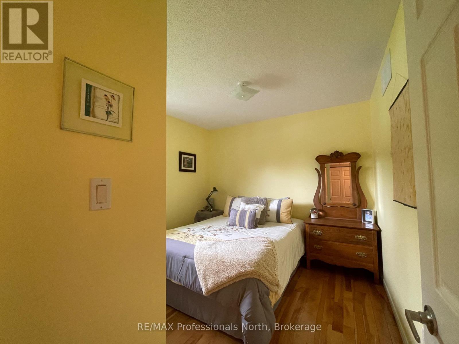 8 Greaves Avenue, Huntsville, Ontario  P1H 1V2 - Photo 25 - X12168009