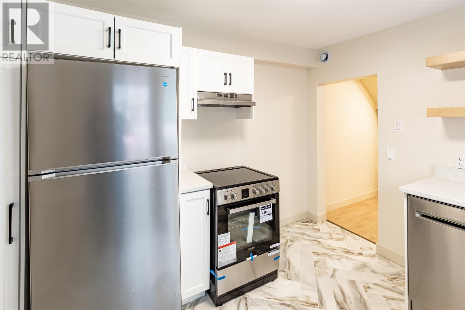 Property at 162 Hamilton Avenue image 3