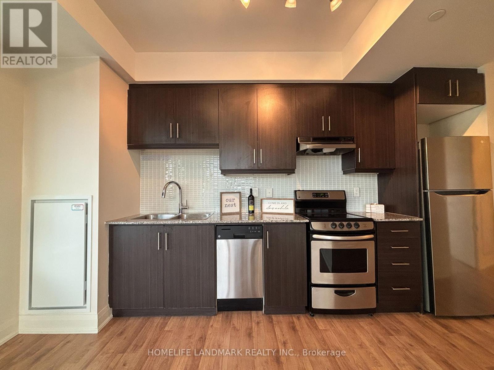 1809 - 68 Canterbury Place, Toronto, Ontario  M2N 0H8 - Photo 9 - C12167949