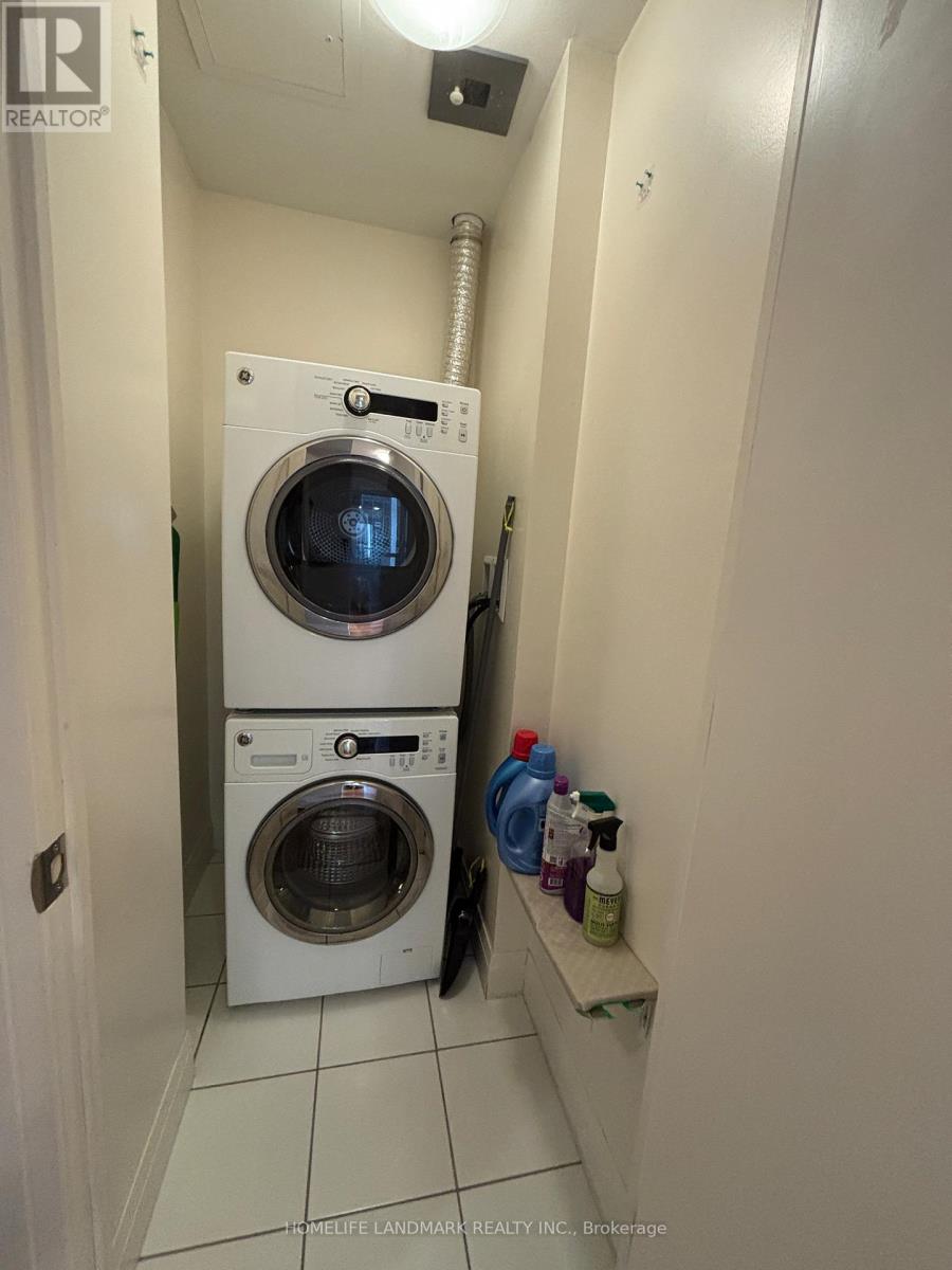 1809 - 68 Canterbury Place, Toronto, Ontario  M2N 0H8 - Photo 18 - C12167949