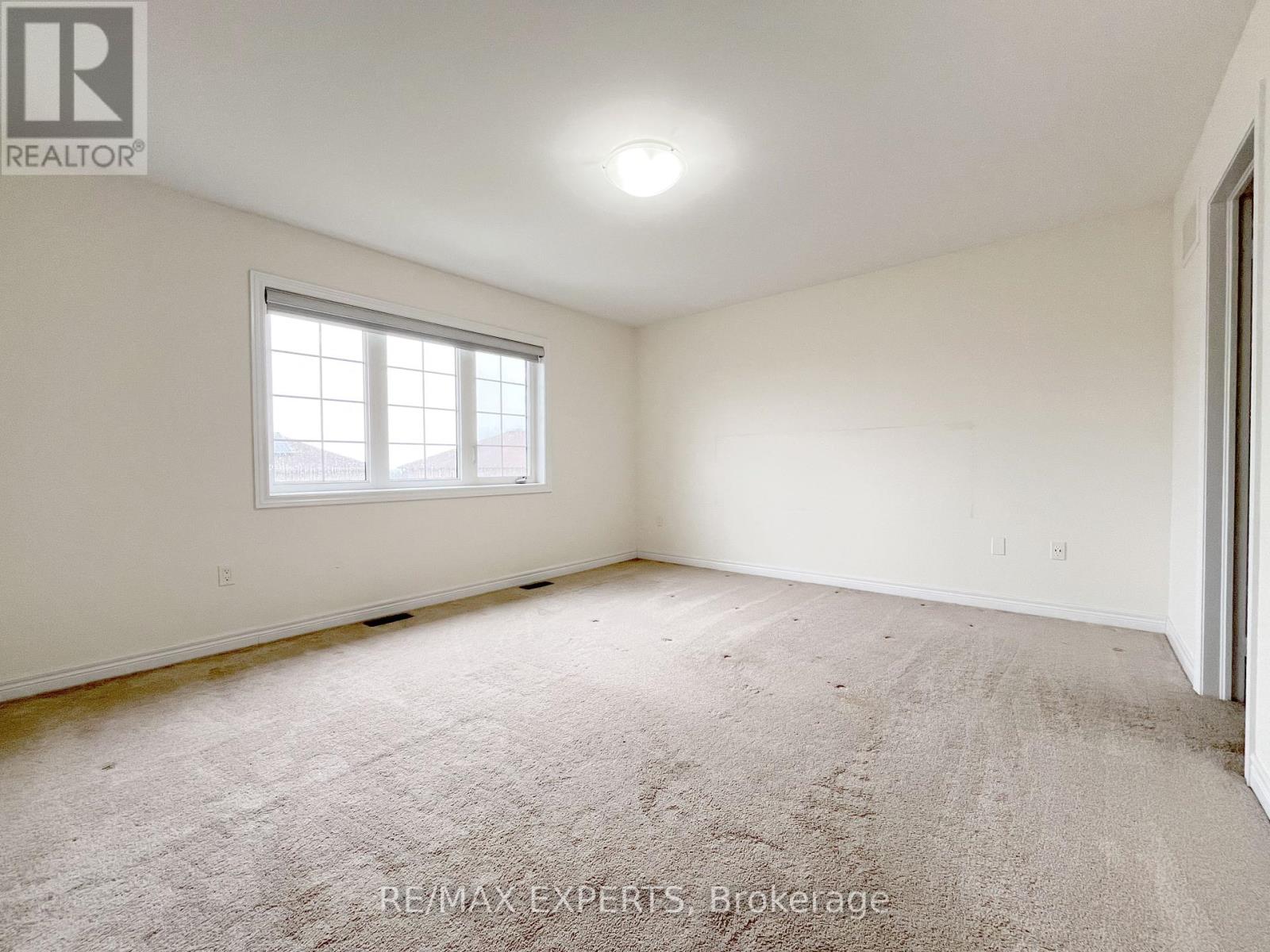 2217 Lozenby Street, Innisfil, Ontario  L9S 0M9 - Photo 14 - N12167645
