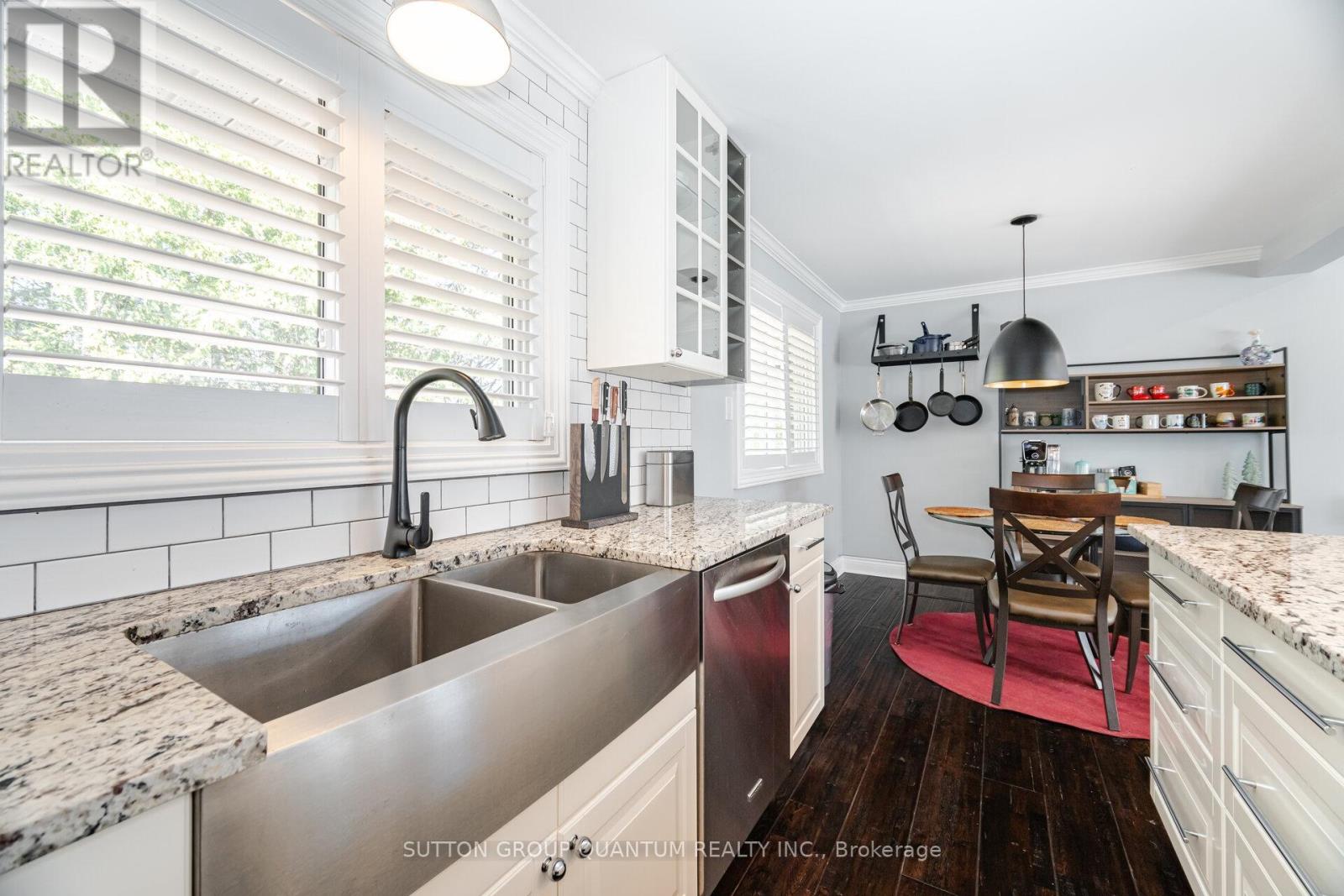 608 Rosedale Crescent, Burlington, Ontario  L7N 2T1 - Photo 17 - W12157193