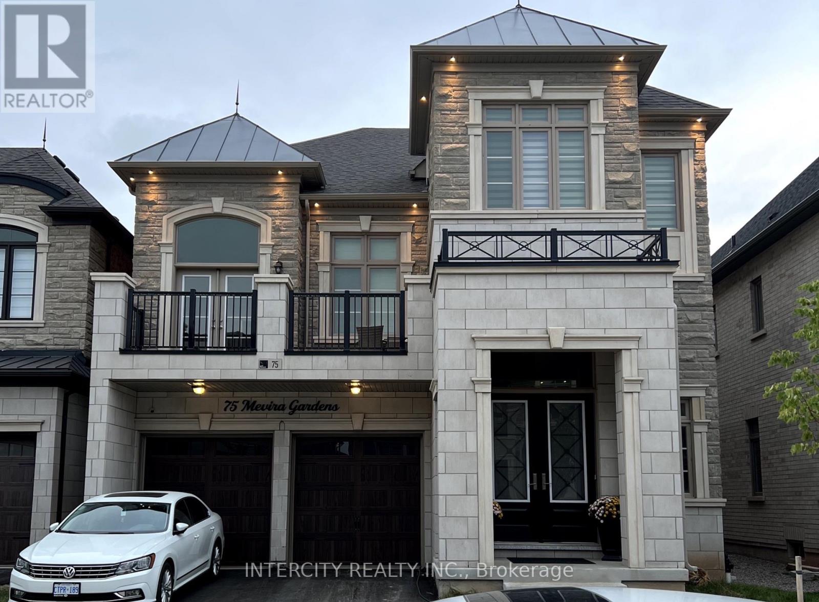 75 MEVIRA GARDENS, oakville (go glenorchy), Ontario