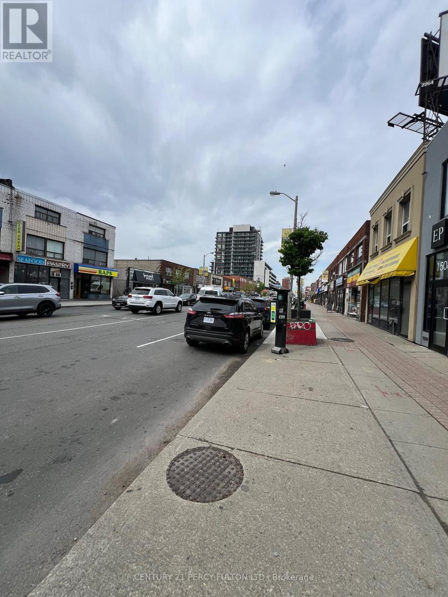 1506 Eglinton Avenue W, Toronto, Ontario  M6E 2G5 - Photo 6 - W12149363