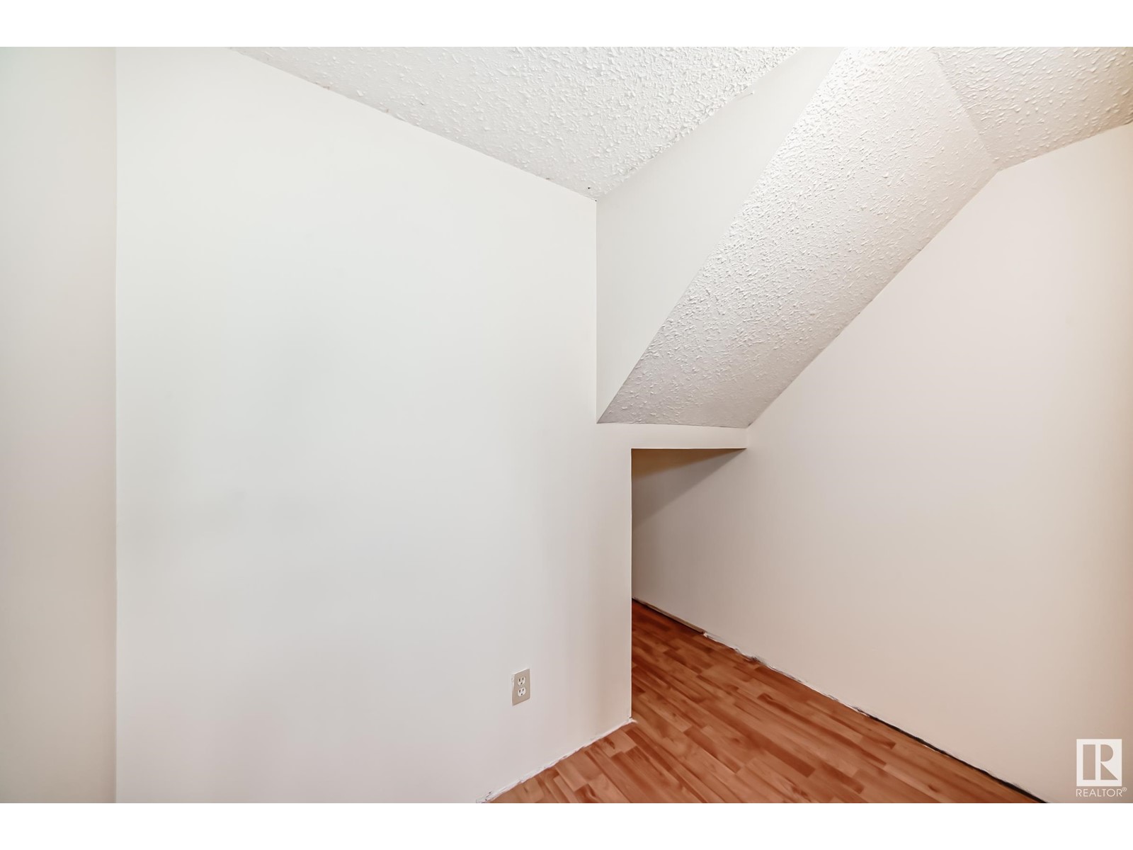8417 29 Av Nw, Edmonton, Alberta  T6K 3M8 - Photo 27 - E4438036