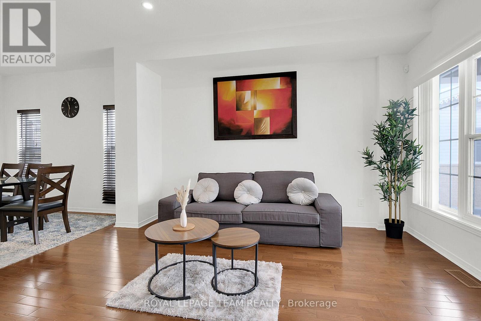 994 Linaria Walk E, Ottawa, Ontario  K4A 0E2 - Photo 9 - X12167976