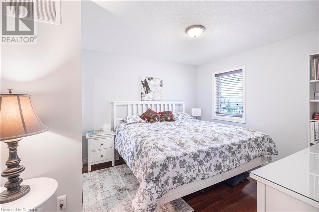 345 Thomas Slee Drive, Kitchener, Ontario  N2P 2X5 - Photo 24 - 40732802