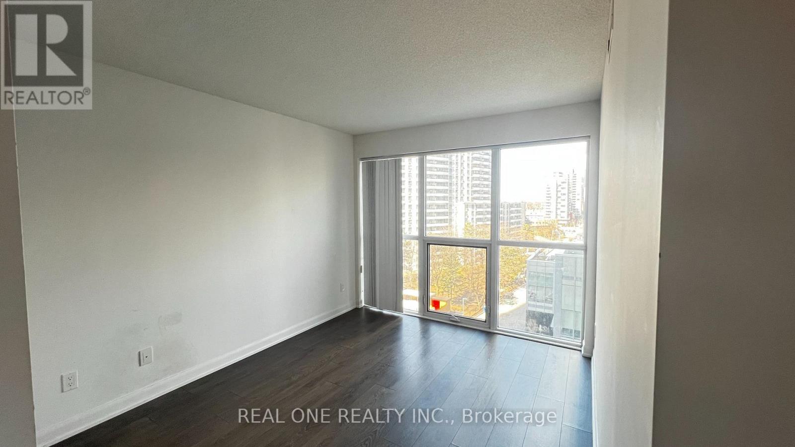 706 - 5168 Yonge Street, Toronto (Willowdale West), Ontario  M2N 5P6 - Photo 6 - C12167972