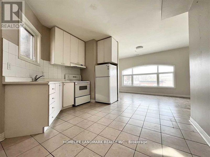 2473 Yonge Street, Toronto, Ontario  M4P 2H6 - Photo 6 - C12167995