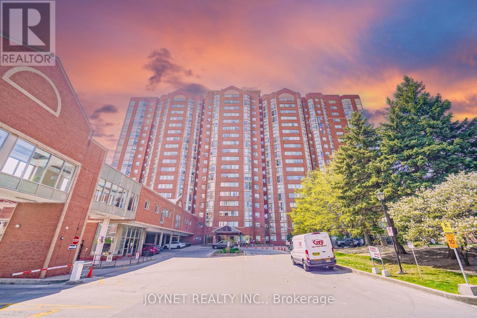 Property at 917 - 2460 EGLINTON AVENUE E image 1