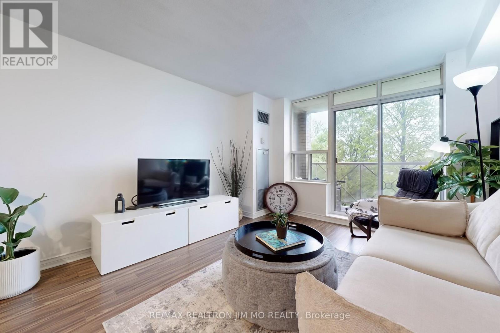 307 - 2200 John Street, Markham, Ontario  L3T 7S7 - Photo 6 - N12167959