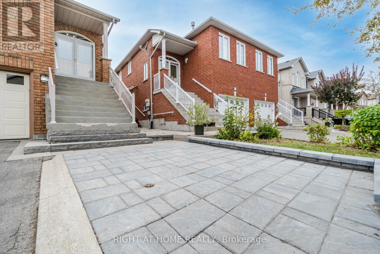Lower - 62 San Vito Drive, Vaughan, Ontario  L4H 1X4 - Photo 2 - N12168001