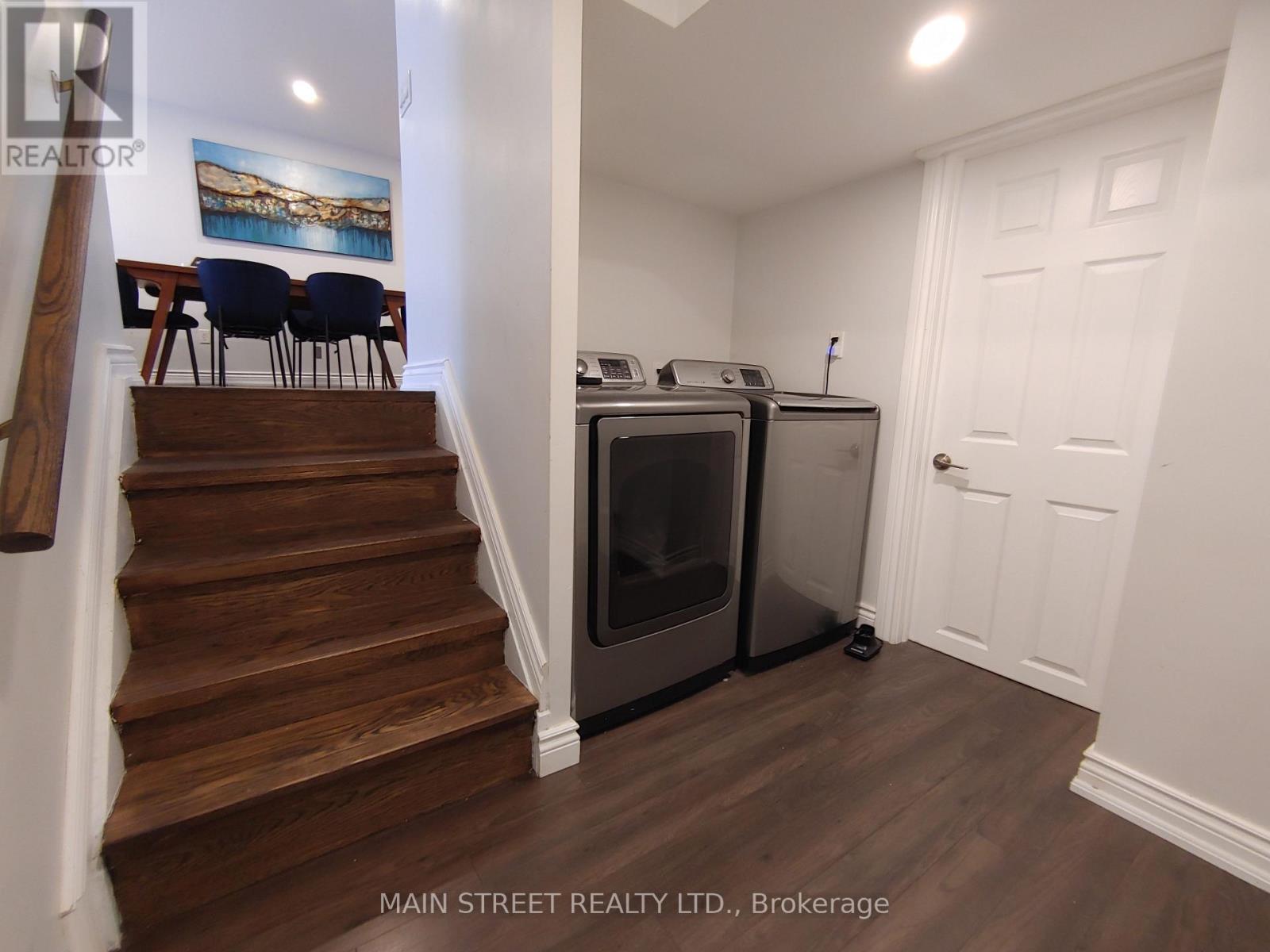 136 Lowe Boulevard, Newmarket, Ontario  L3Y 5T2 - Photo 12 - N12168007