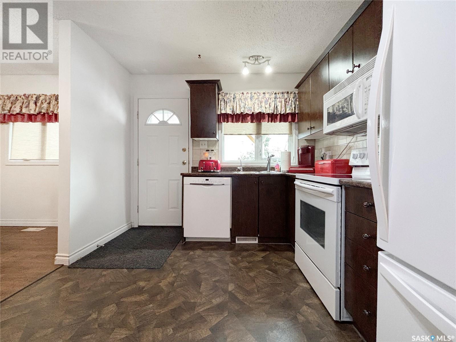 1812 Centennial Crescent, North Battleford, Saskatchewan  S9A 3J3 - Photo 10 - SK006909