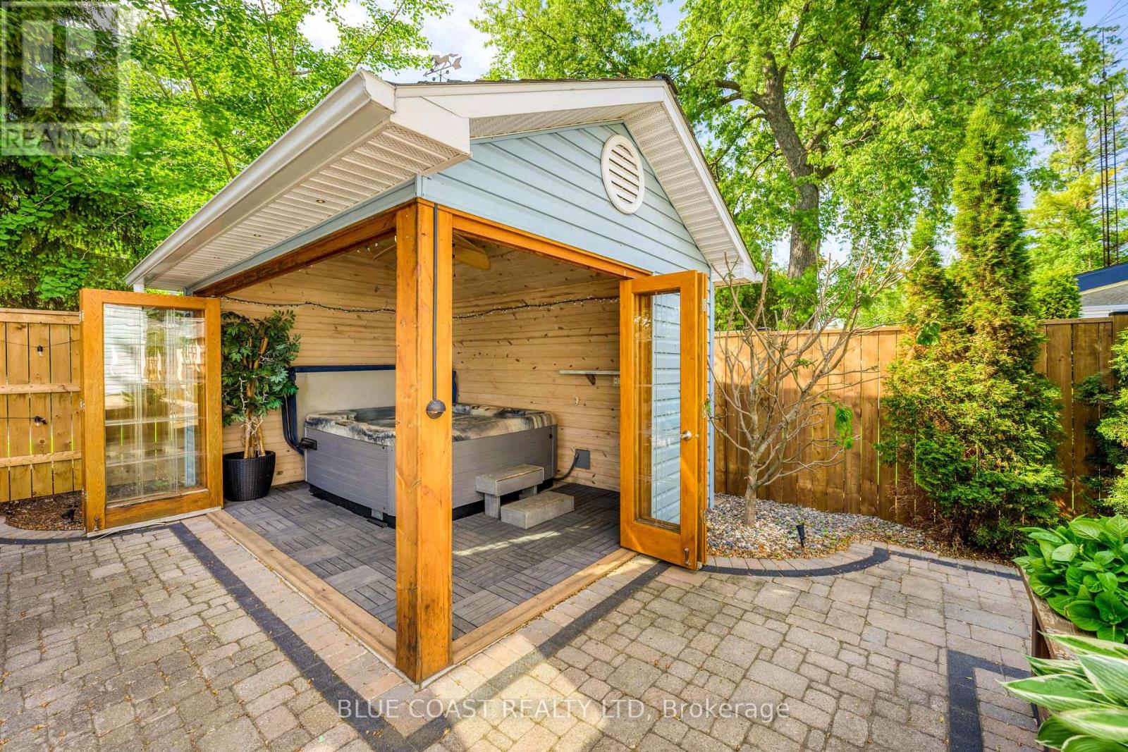 2019 Green Street, Sarnia, Ontario  N0N 1C0 - Photo 7 - X12166661